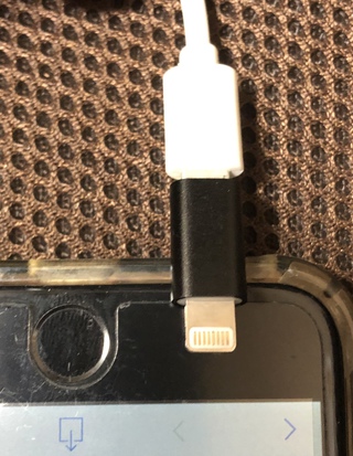 microUSB Type-BからLightningに変換するアダプタ